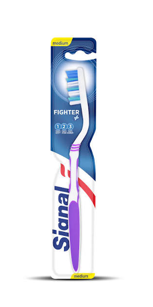 Signal Xtra Clean Medium Toothbrush- 12pk
